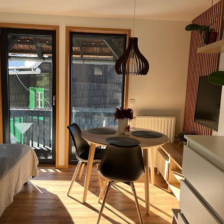 Apartments Pri Fencu Jesenice Ngoại thất bức ảnh