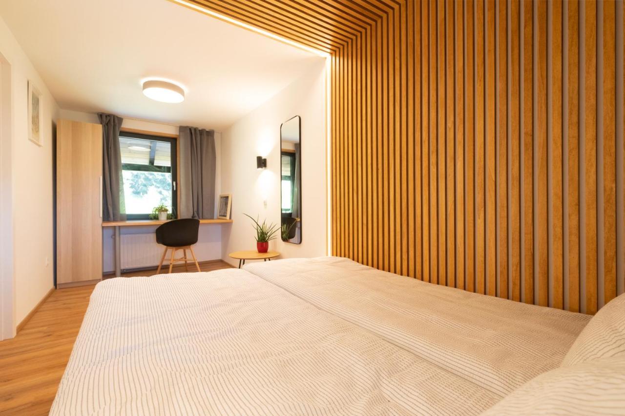 Apartments Pri Fencu Jesenice Ngoại thất bức ảnh